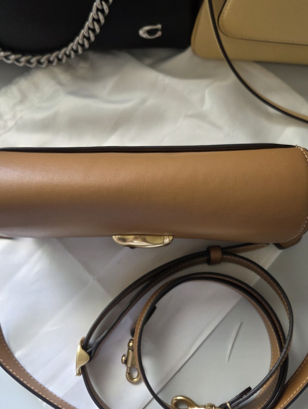 ✨️Coach Studio Baguette Bag In Light Camel - Picture 3 of 12